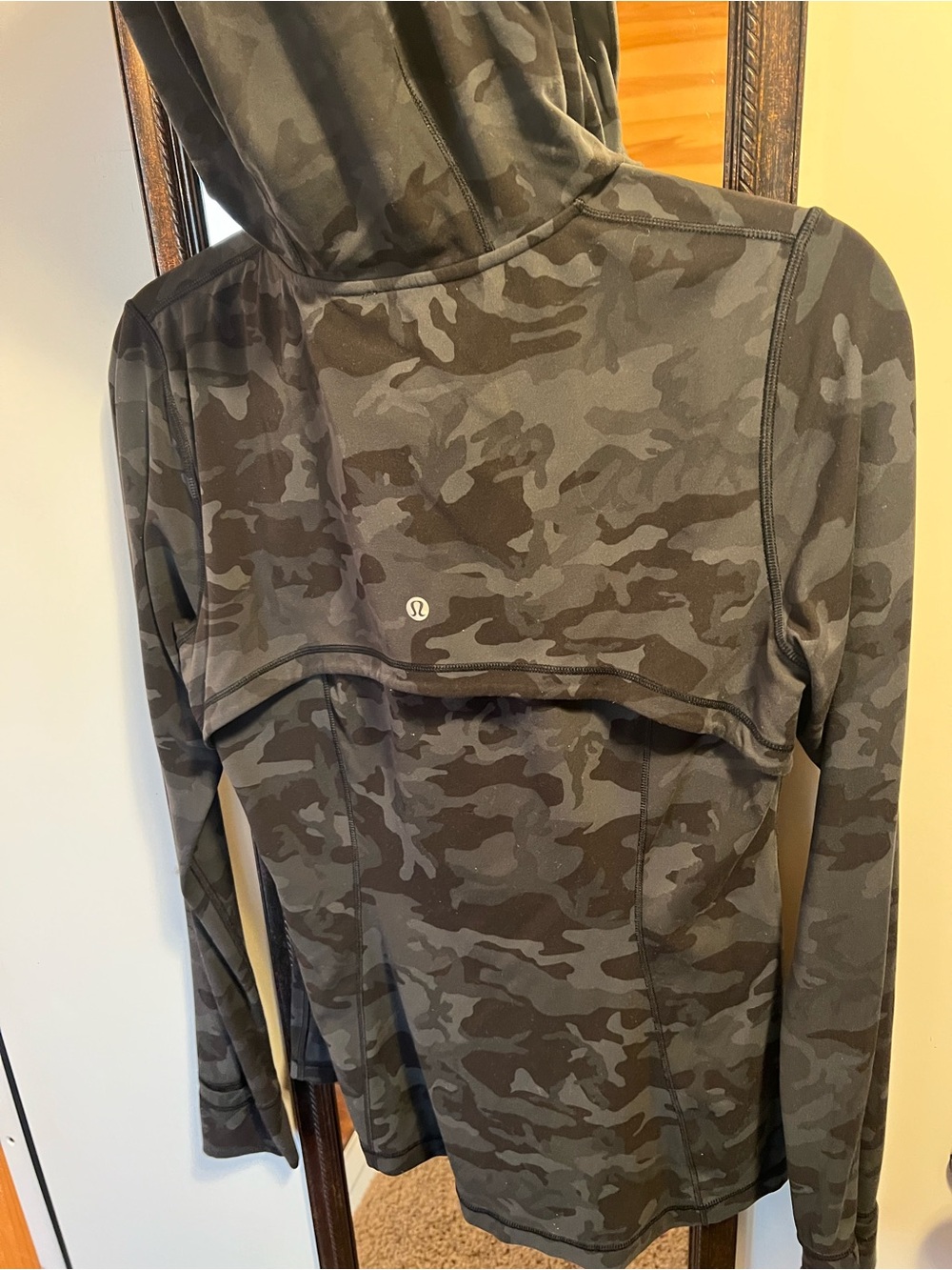 Women’s Lululemon Camo Zip-Up Hoodie - Picture 2 of 4
